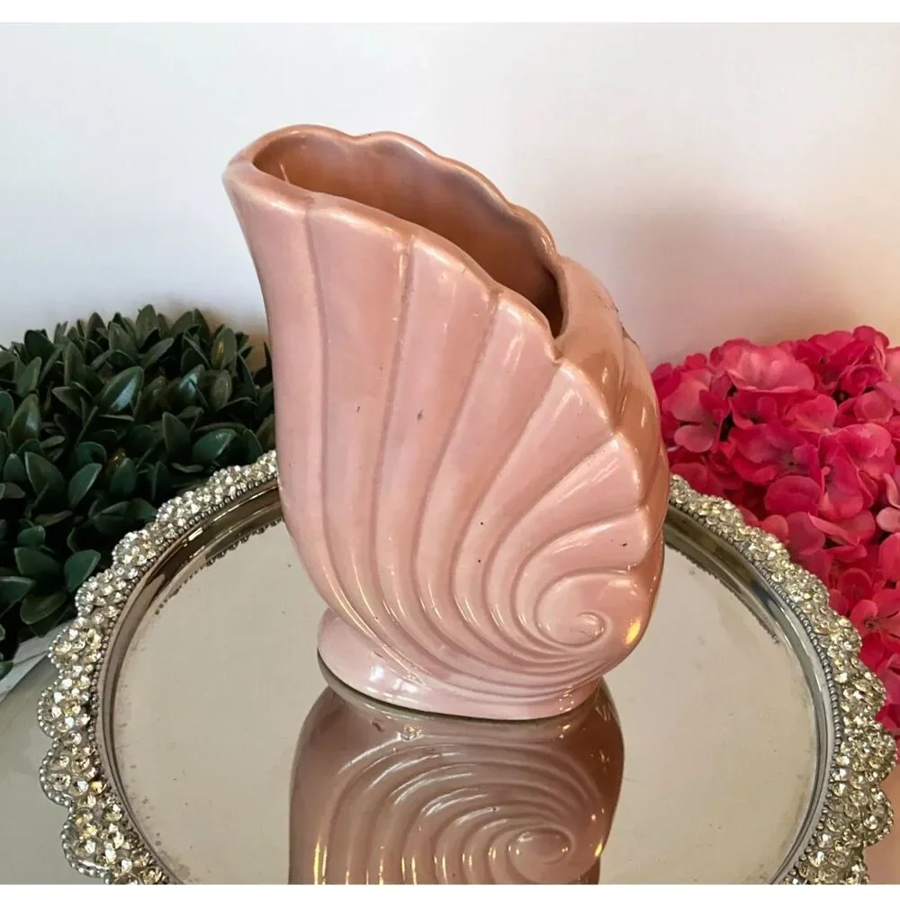 Vintage USA Pottery Pink Cornucopia Shell Planter so pretty